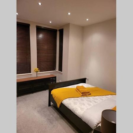 Contemporary 3 Bed Apartment In Hendon Central. מראה חיצוני תמונה