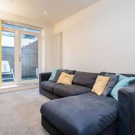Contemporary 3 Bed Apartment In Hendon Central. מראה חיצוני תמונה